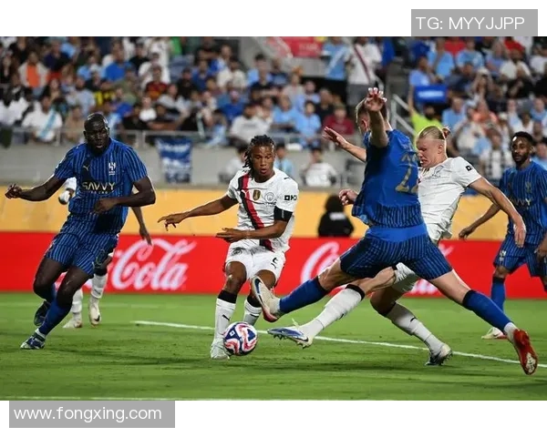 波黑U17青年队与北马其顿U16球队激战正酣展现青春风采